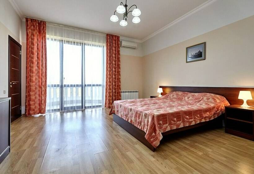 فندق Guest House Viktoria