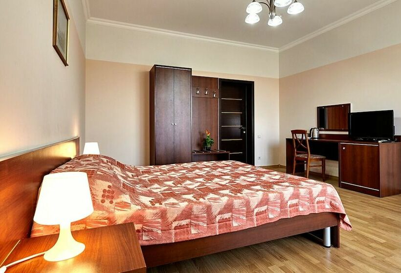 فندق Guest House Viktoria