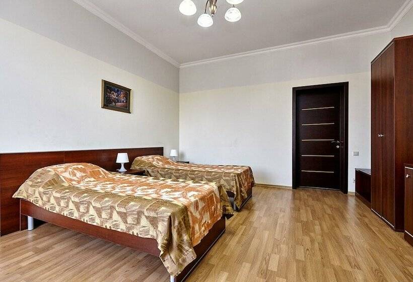 فندق Guest House Viktoria