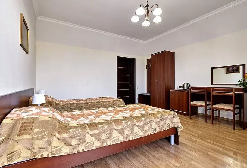 Hotelli Guest House Viktoria