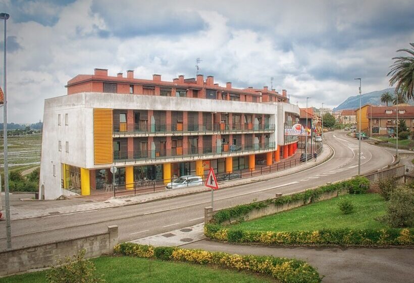 Apartamentos Turísticos Bahía De Boó