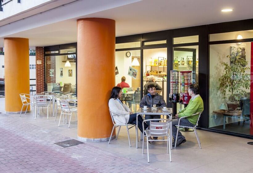 Apartamentos Turísticos Bahía De Boó