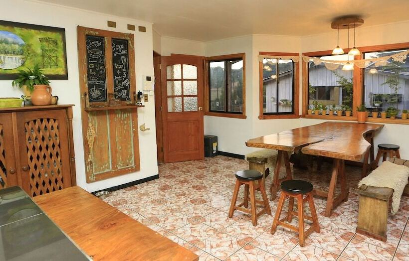 ベッドアンドブレックファースト Hostal El Vergel Azul