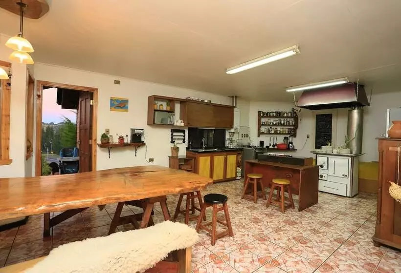 ベッドアンドブレックファースト Hostal El Vergel Azul