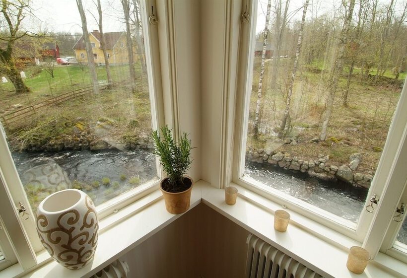 Nocleg ze śniadaniem Kvarnen I Knällsberg