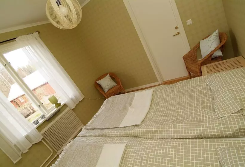 Aamiaismajoitus (B&B) Kvarnen I Knällsberg