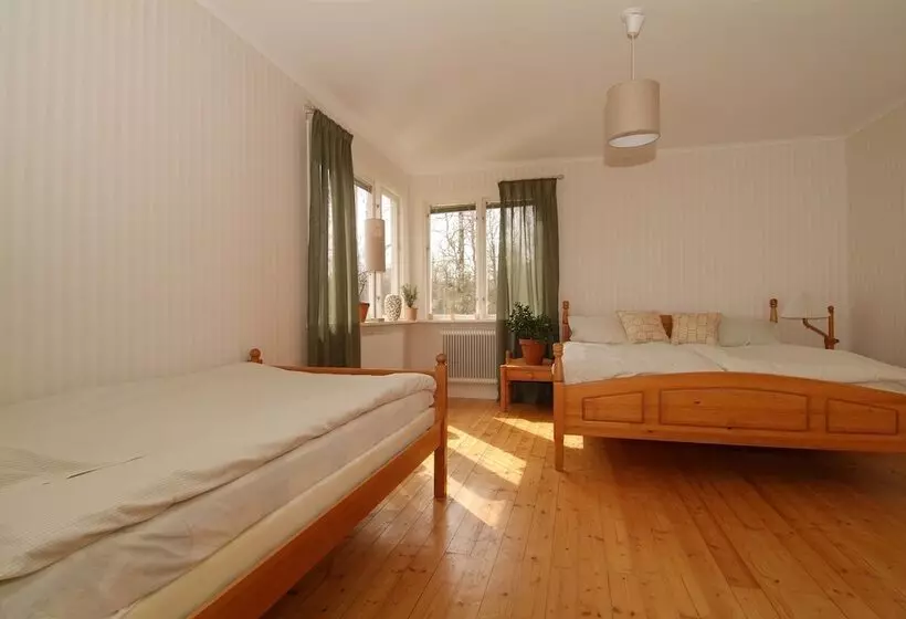 Aamiaismajoitus (B&B) Kvarnen I Knällsberg