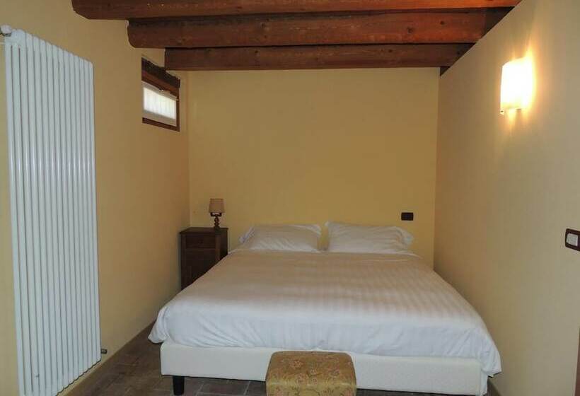 مبيت وإفطار Resort Villa Manin