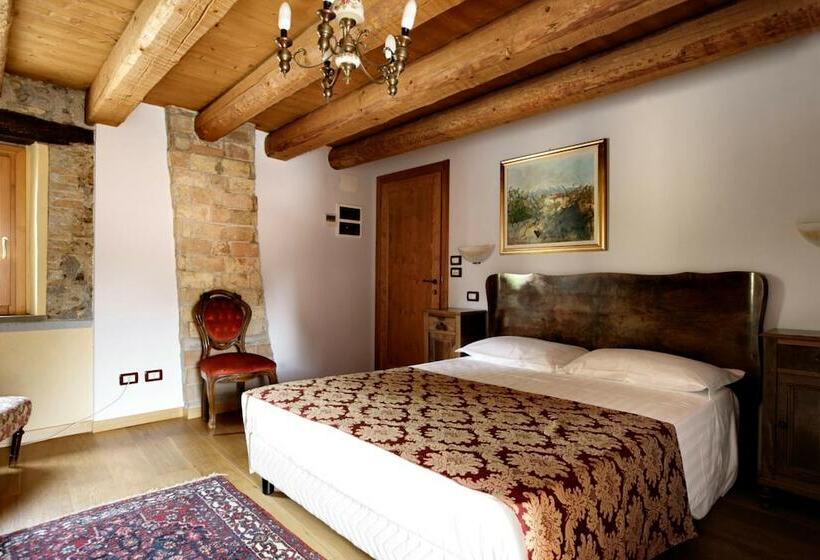 مبيت وإفطار Resort Villa Manin