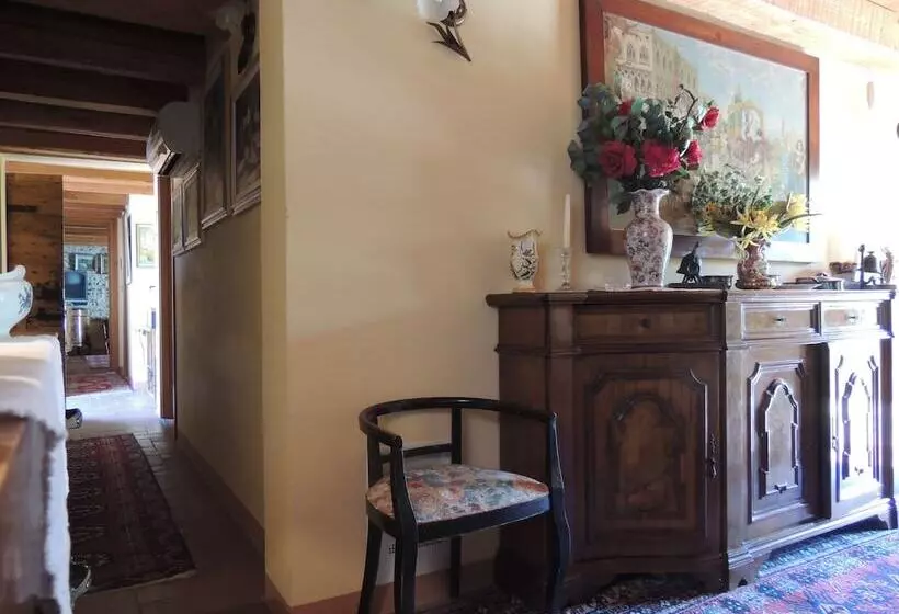 ベッドアンドブレックファースト Resort Villa Manin