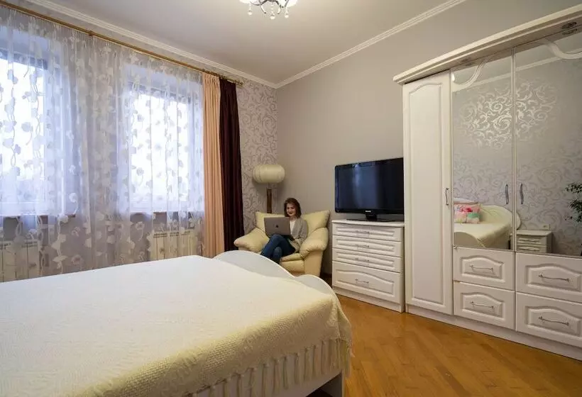 Guest House Rango   Hostel