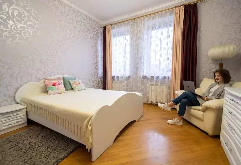 Guest House Rango   Hostel