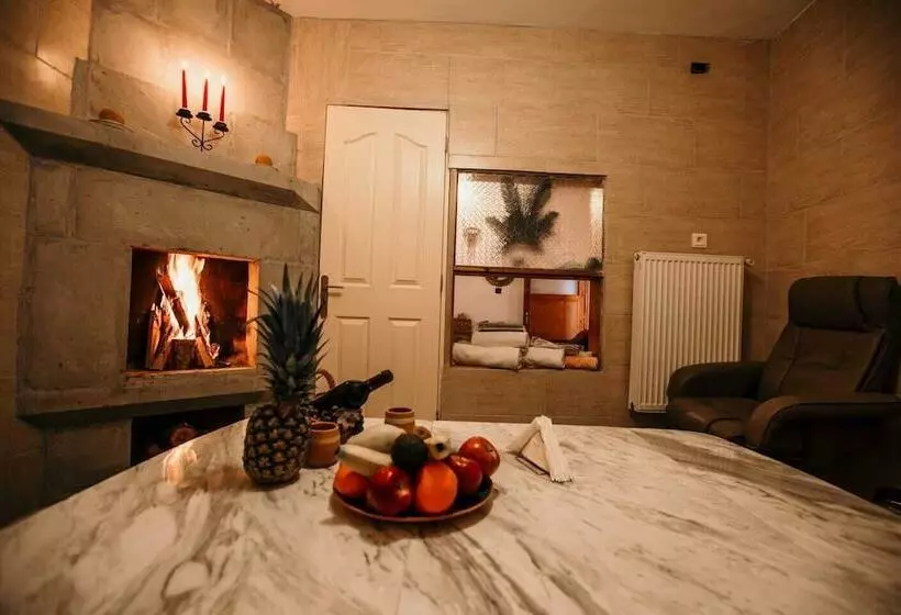 Hotelli Alexander Cave House