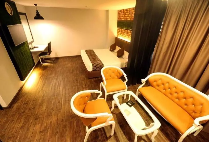 Hotelli Golden Nasmir