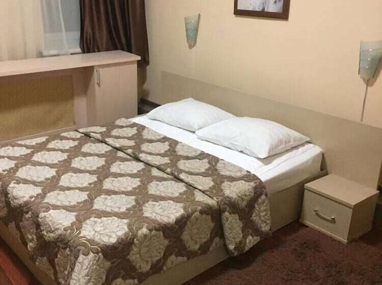 Отель Kamelia V