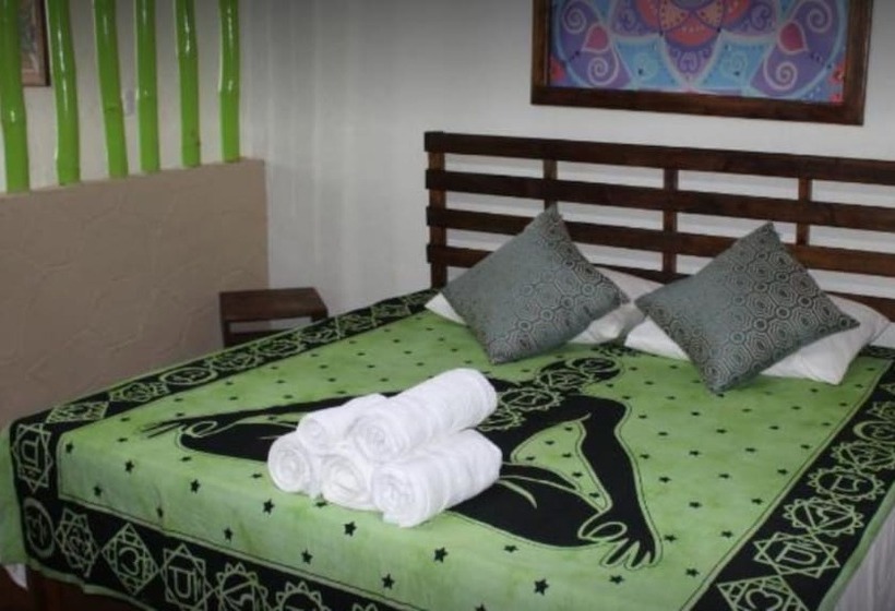 בית מלון כפרי Namaste Zipolite Suites