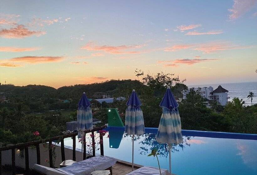 בית מלון כפרי Namaste Zipolite Suites