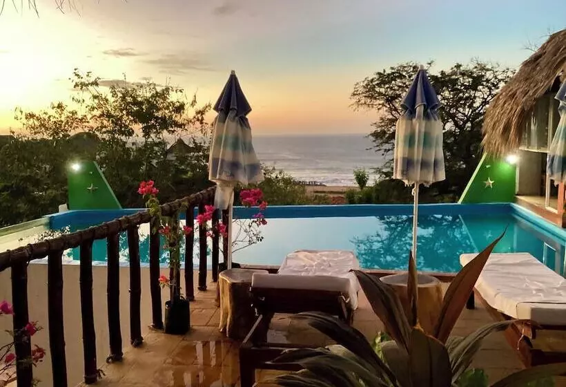 Hotelli Namaste Zipolite Suites