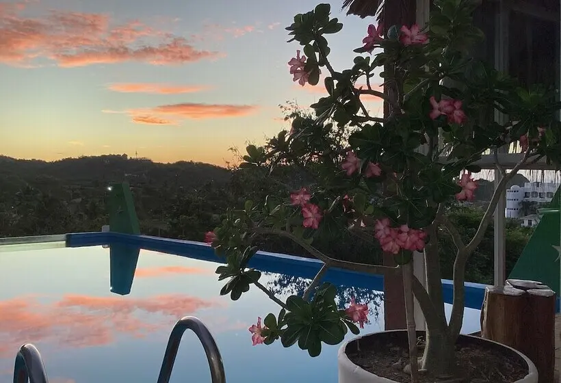 ホテル Namaste Zipolite Suites