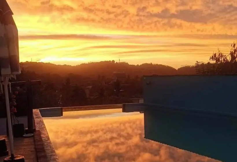 ホテル Namaste Zipolite Suites