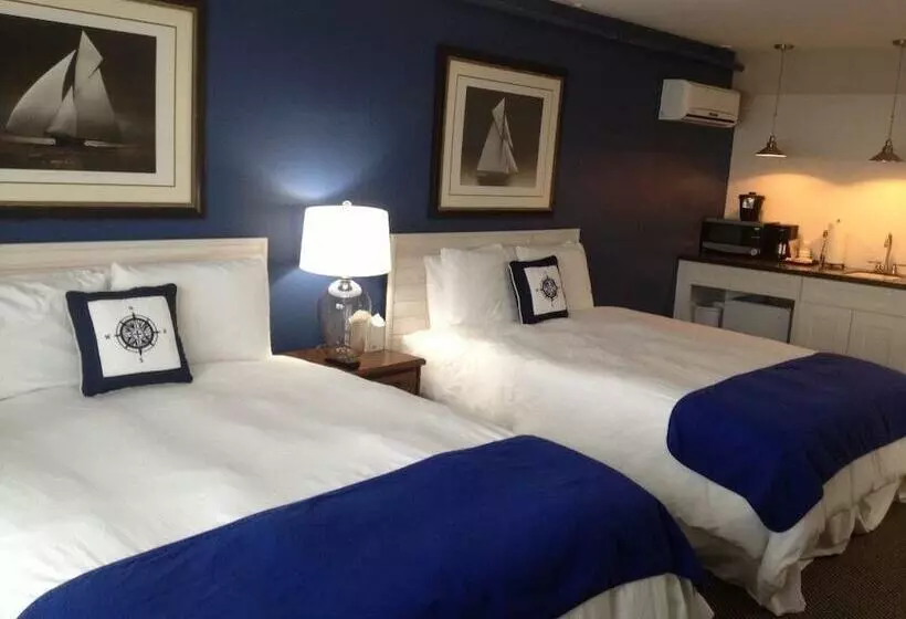 Hotelli Pontiac Lodge