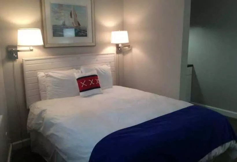 Hotelli Pontiac Lodge