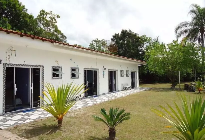 Hotelli Pousada Camping E Pesca Bom Abrigo