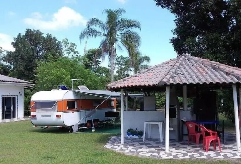 Hotelli Pousada Camping E Pesca Bom Abrigo