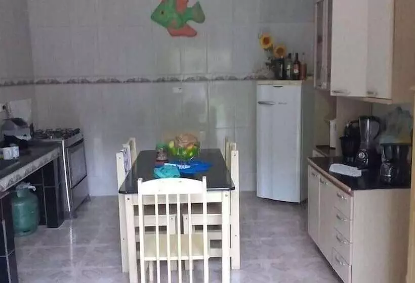 Hotelli Pousada Camping E Pesca Bom Abrigo