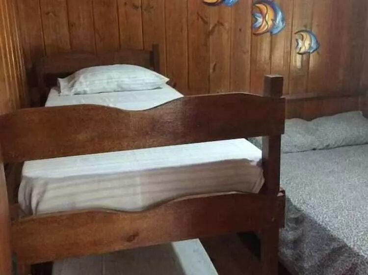 Hotelli Pousada Camping E Pesca Bom Abrigo