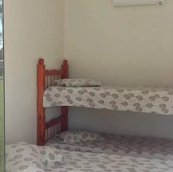 Hotelli Pousada Camping E Pesca Bom Abrigo