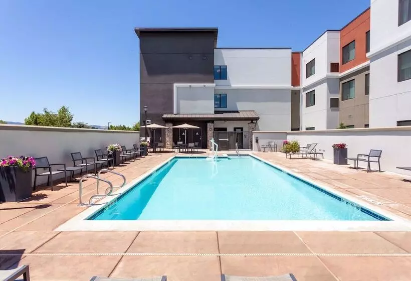 Hotelli Residence Inn By Marriott Livermore