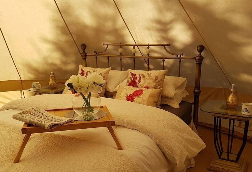 Hotel Roe Deer Fields