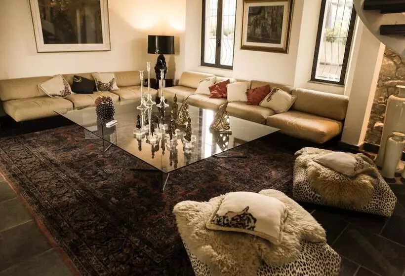 ホテル Sardinia Borgo Antico Xix Sec