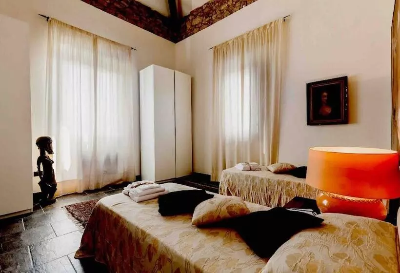 ホテル Sardinia Borgo Antico Xix Sec