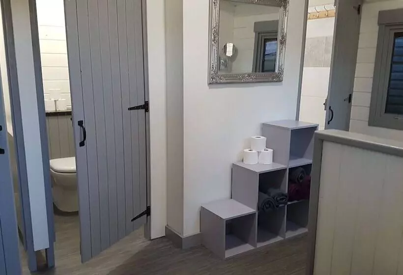 ホテル Roe Deer Fields