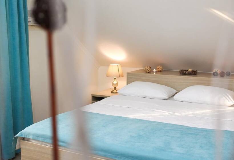 בית מלון כפרי Timashevsk Rich