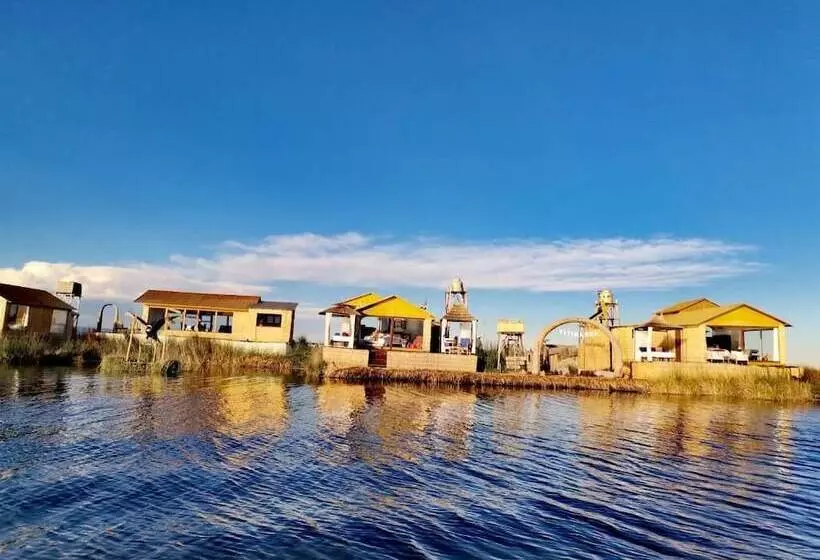 ホテル Titicaca Marka Lodge