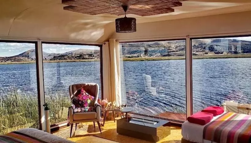 ホテル Titicaca Marka Lodge