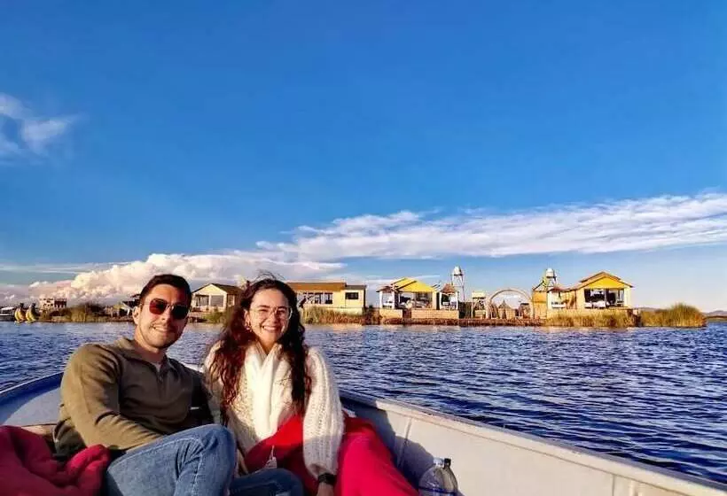 ホテル Titicaca Marka Lodge