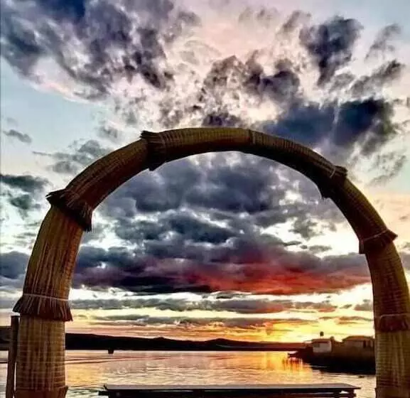 ホテル Titicaca Marka Lodge