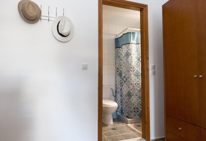 بنسيون Bella Vita Style Rooms & Apartments