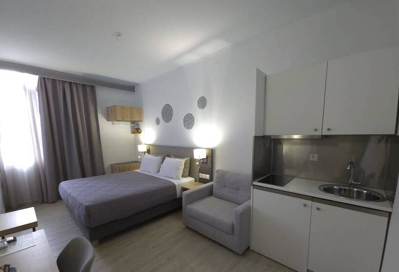 بنسيون Costa Point Chios