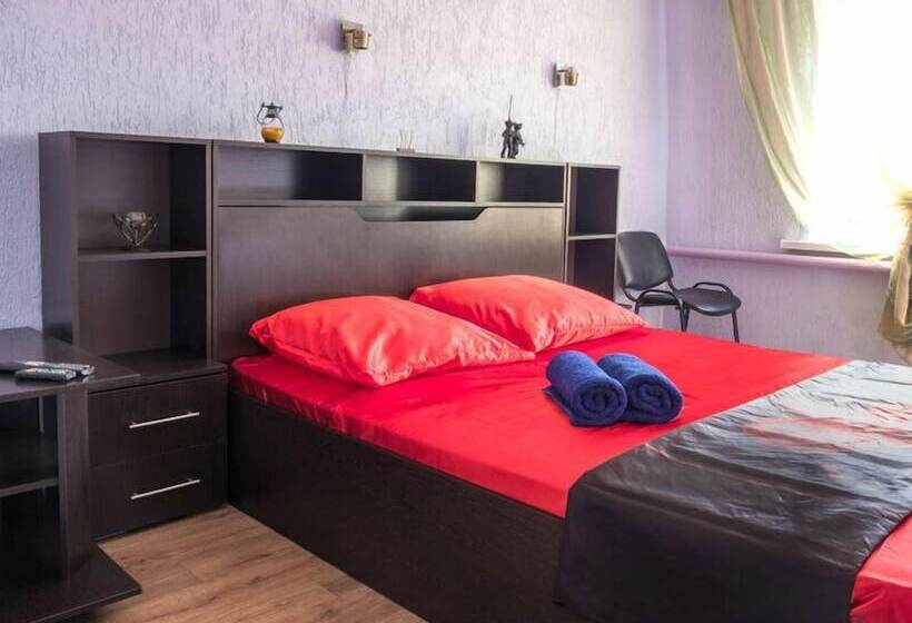 بنسيون Dorozhny Guest House