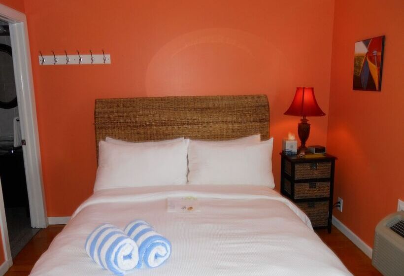 펜션 Duval Inn   Key West