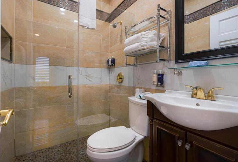 펜션 Duval Inn   Key West