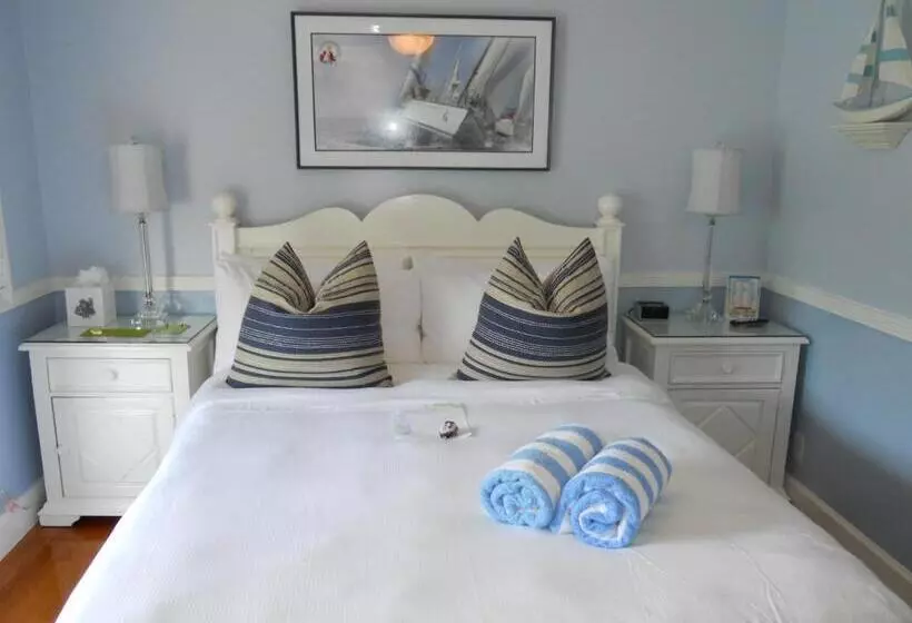 ペンション Duval Inn   Key West