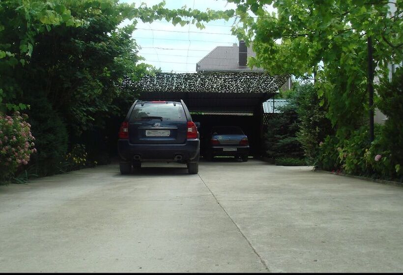 پانسیون Guest House Lydia