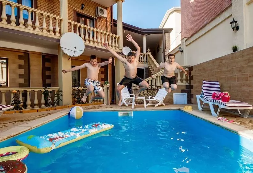 پانسیون Guesthouse Pafos