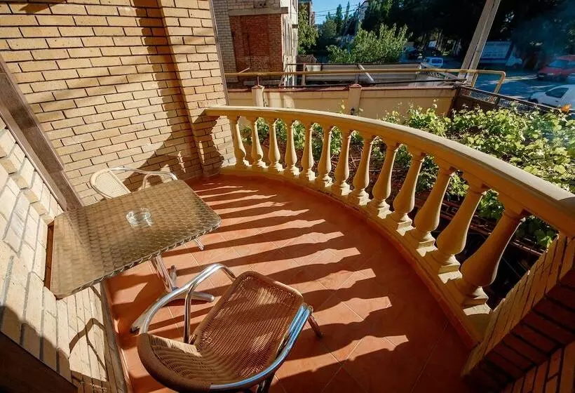 پانسیون Guesthouse Pafos